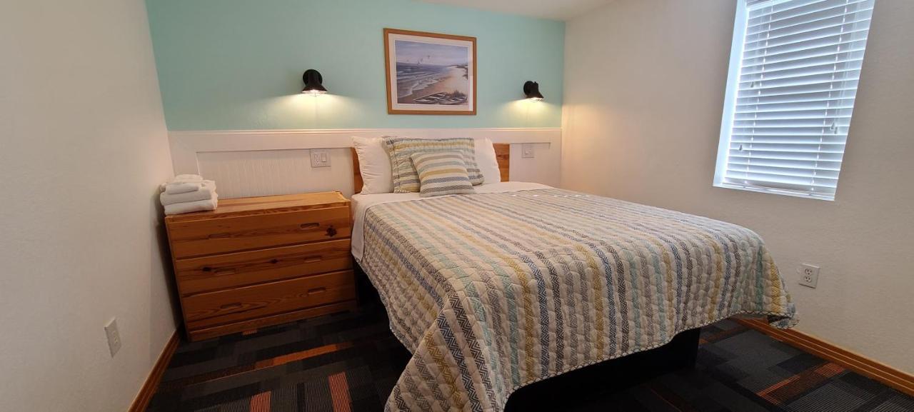 Driftin Sands Motel 2*